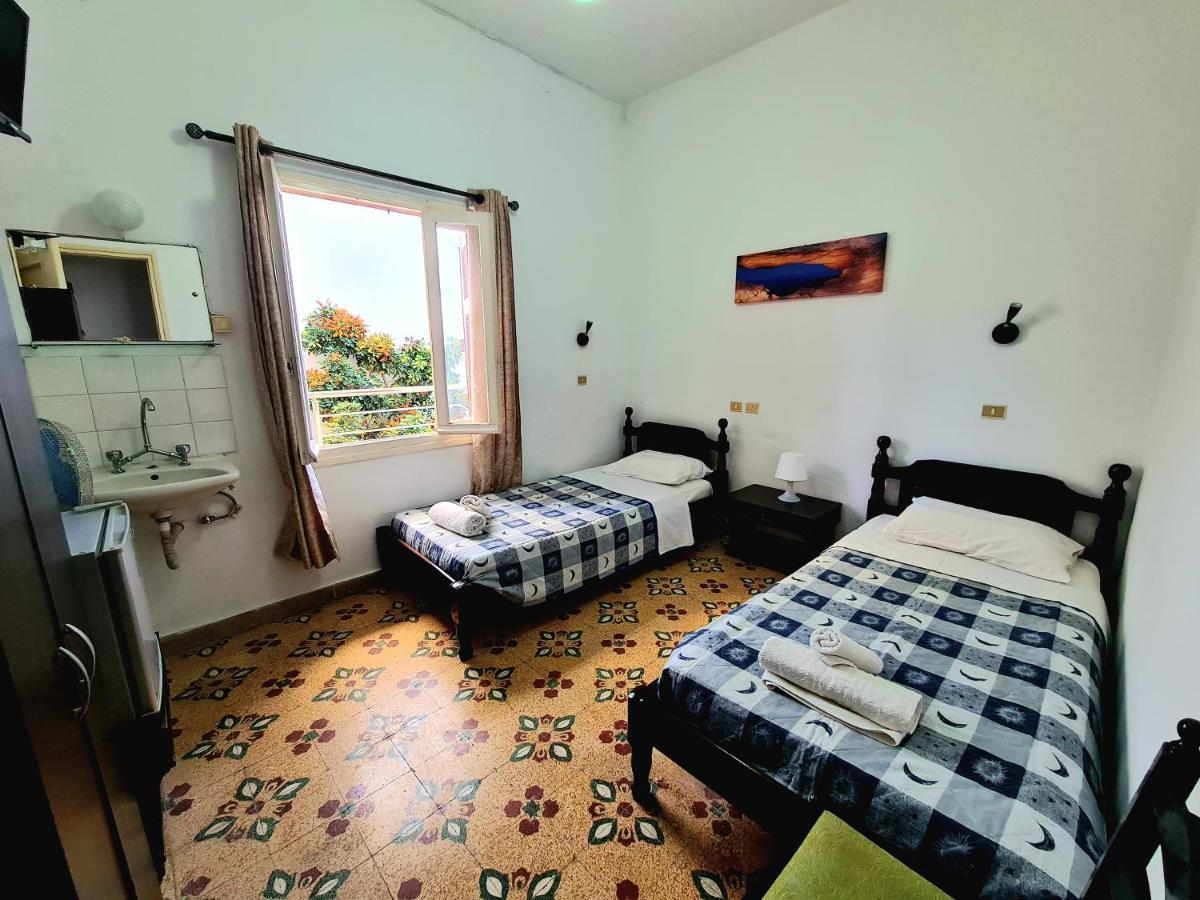 Avrahostelroom Карпатос Екстериор снимка